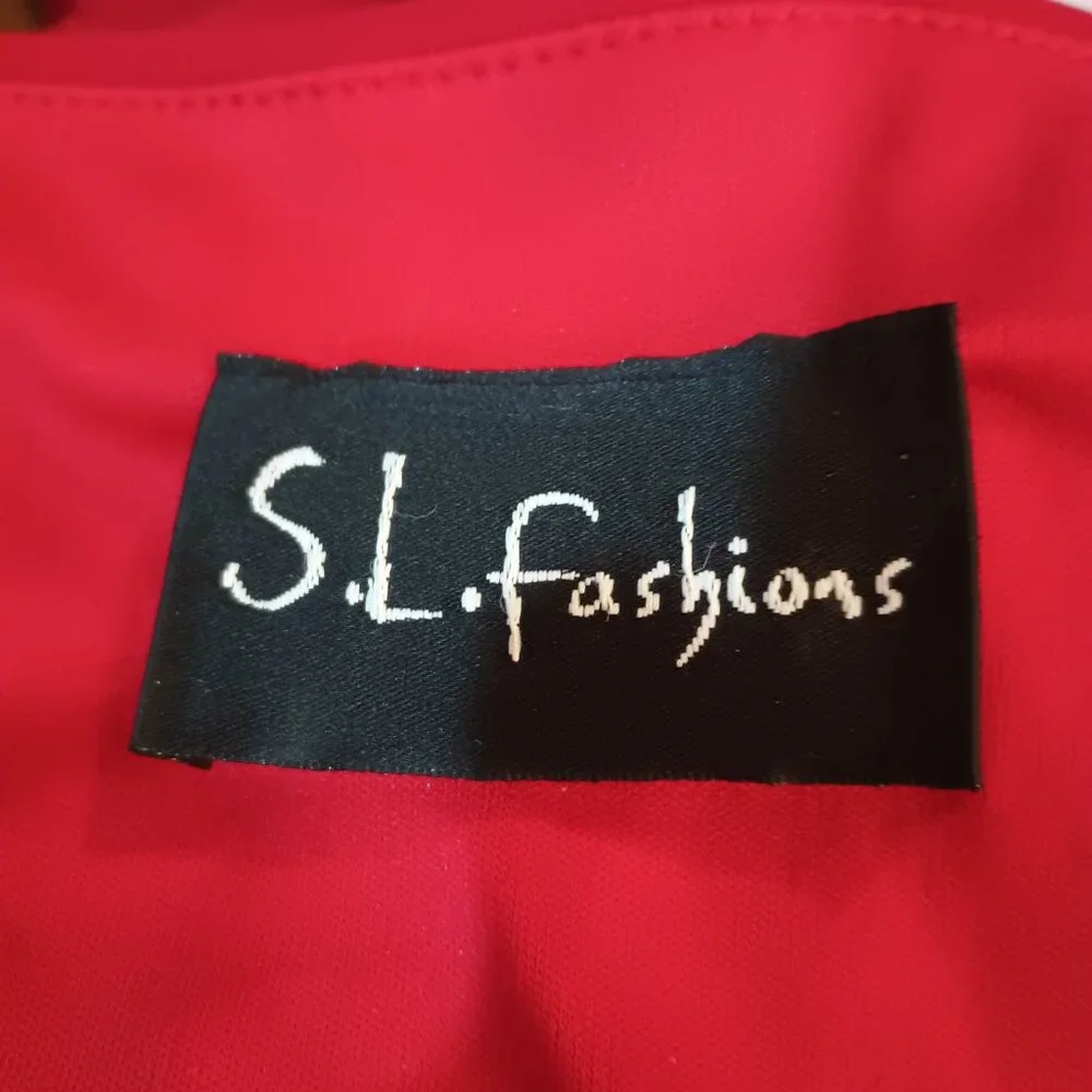 SL Fashion Vintage Red Layered Dress 8  V Neck Short Flutter Sleeve Fully Lined